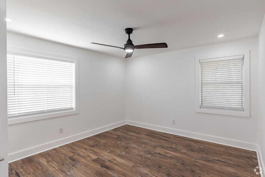More Photos Of 1031 Scott Blvd, Decatur Apartments For Sale