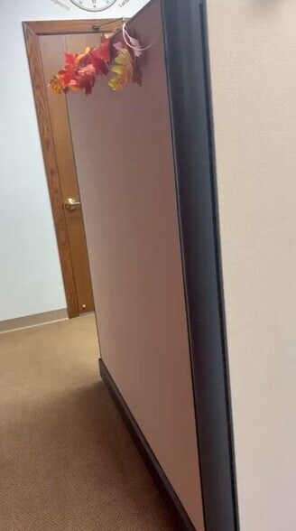 Primary Photo Of 1 Tiffany Pt, Bloomingdale Medical For Lease