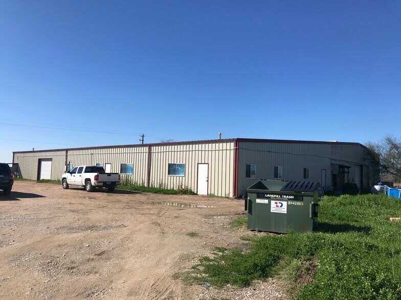More Photos Of 6737 FM 362, Brookshire Warehouse For Lease