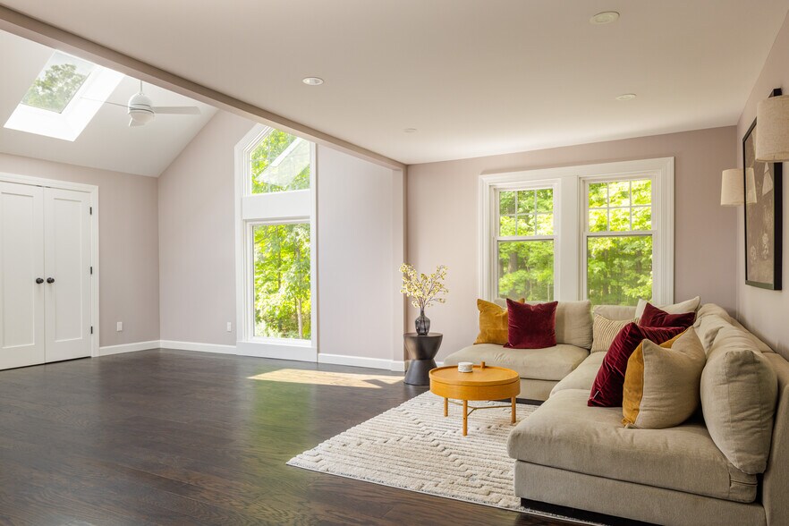 More Photos Of 9 Chambers Rd, West Park Lodge Meeting Hall For Sale