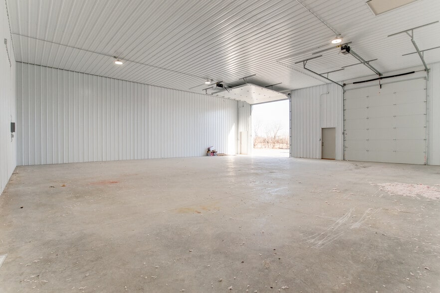 More Photos Of 5773 E Main Street Rd, Batavia Warehouse For Lease