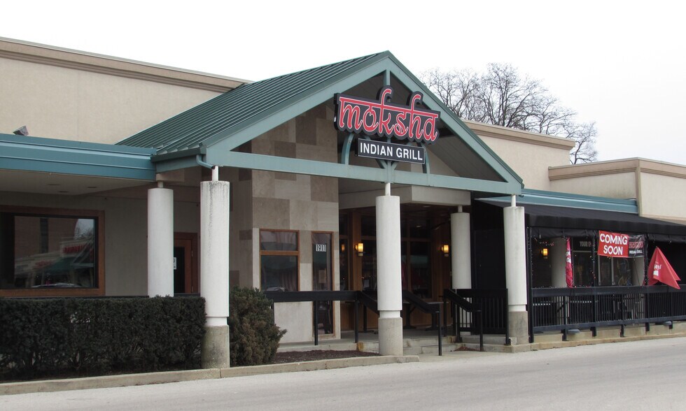 More Photos Of 1901-1975 Cherry Ln, Northbrook General Retail For Sale