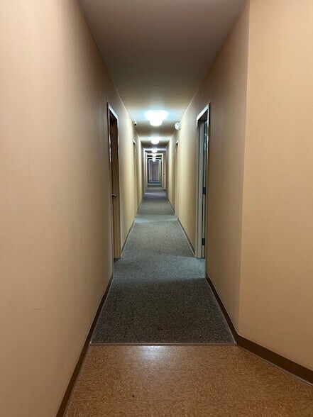 More Photos Of 635 Columbus Ave, Lebanon Freestanding For Lease