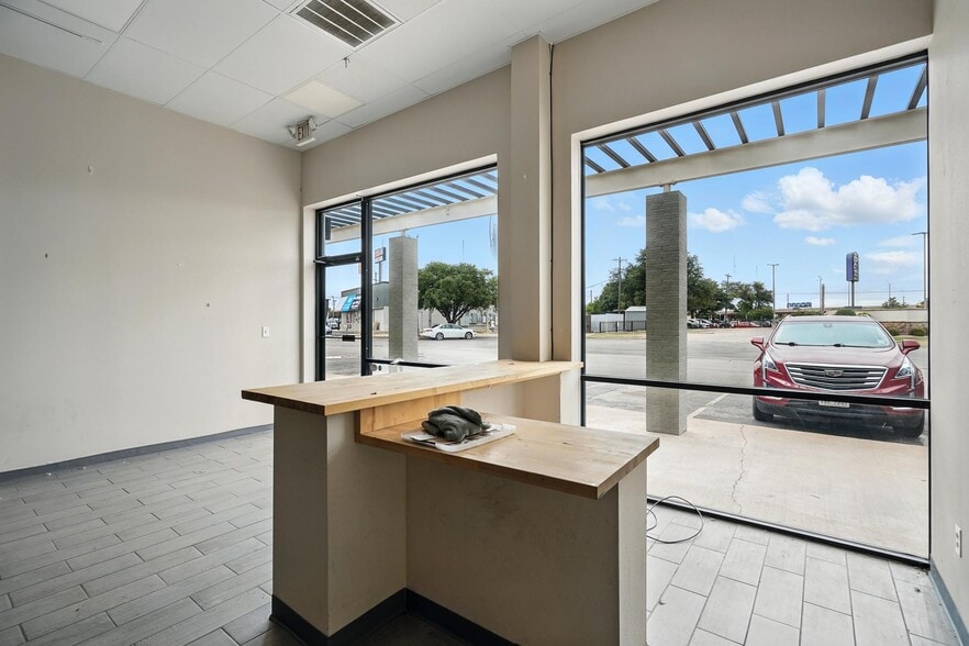 More Photos Of 4102 Buffalo Gap Rd, Abilene Unknown For Lease