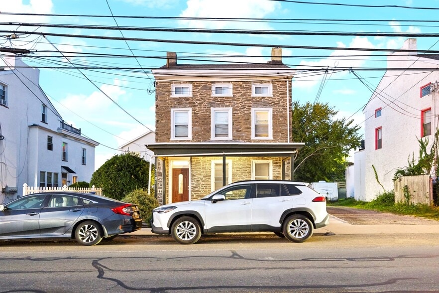 More Photos Of 7101 Ridge Ave, Philadelphia Apartments For Sale