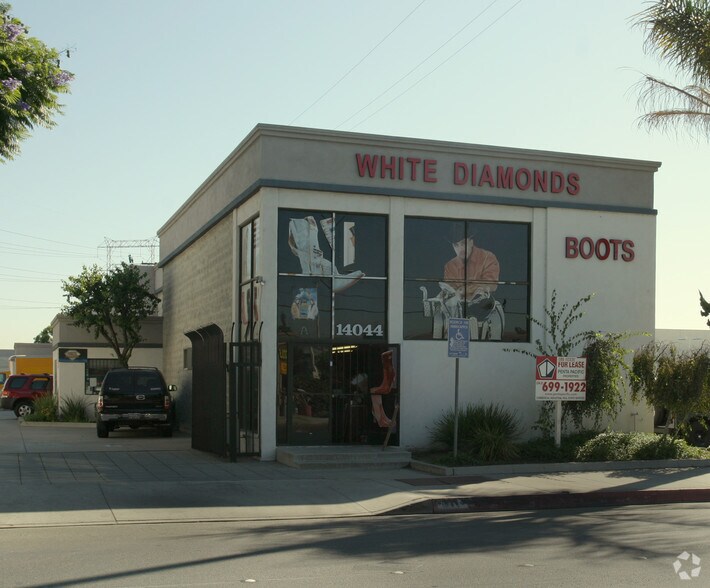 More Photos Of 14044 Garfield Ave, Paramount Manufacturing For Lease