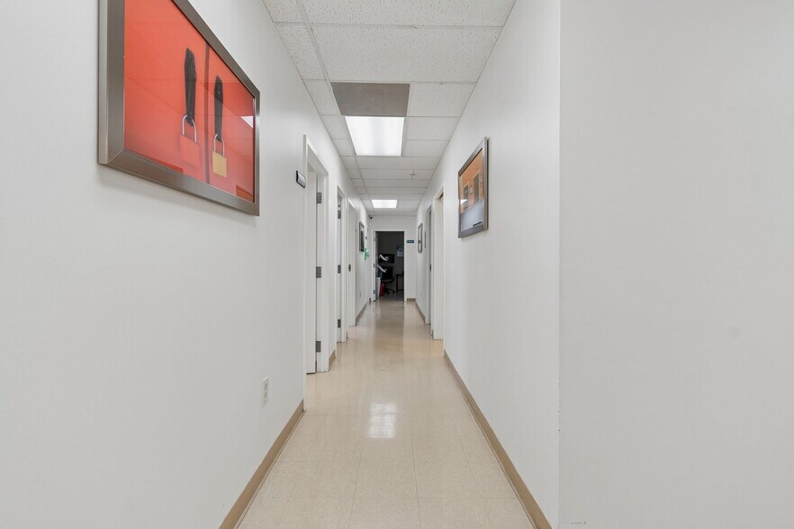 More Photos Of 4700-4708 N Habana Ave, Tampa Medical For Lease