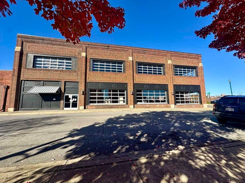 More Photos Of 71 Wilson Ave, Johnson City Storefront Retail Office For Sale