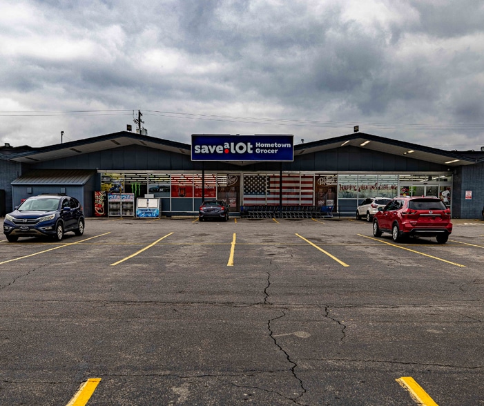 More Photos Of 122 Keith St SW, Cleveland General Retail For Sale