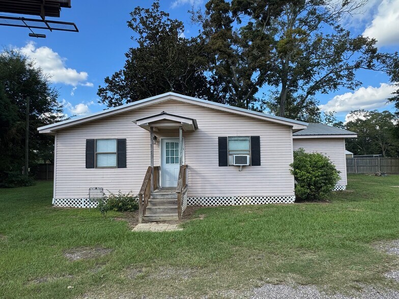 More Photos Of 318 AL-59 Hwy, Summerdale Hotel For Sale