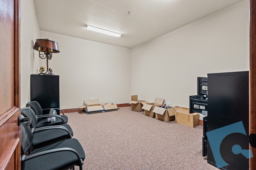 More Photos Of 23 Mission Ln, Colleyville Office For Sale