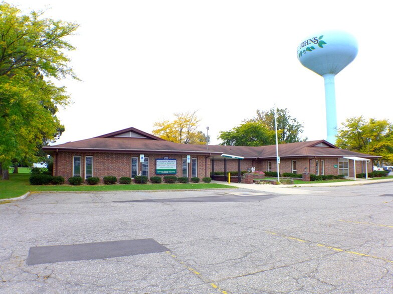 More Photos Of 306 Elm St, Saint Johns Medical For Lease