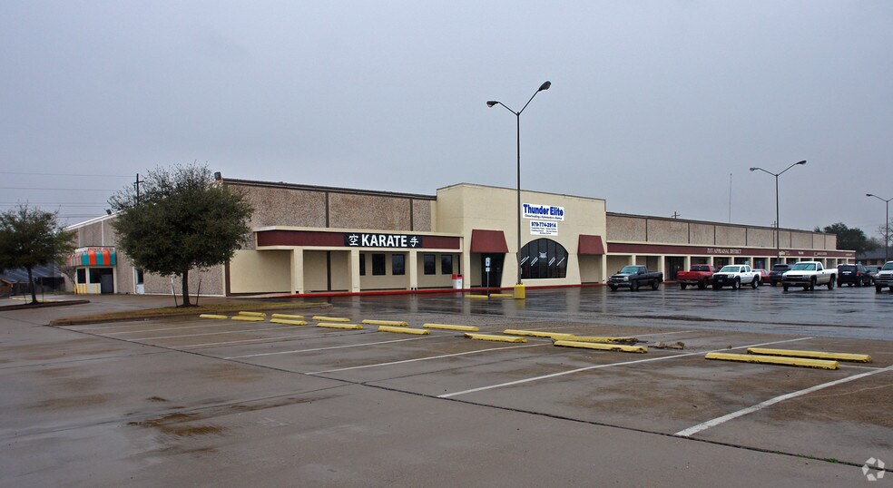 Primary Photo Of 1673 Briarcrest Dr, Bryan Unknown For Lease