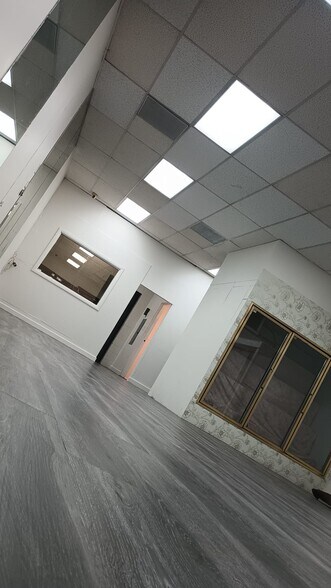 More Photos Of 14001-14005 Ramona Blvd, Baldwin Park Storefront For Lease