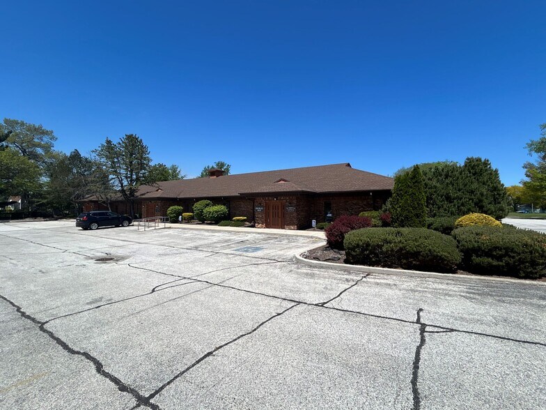 More Photos Of 3641 Ridge Rd, Highland Medical For Sale