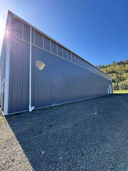 More Photos Of 76346 Barton Rd, Rainier Warehouse For Sale