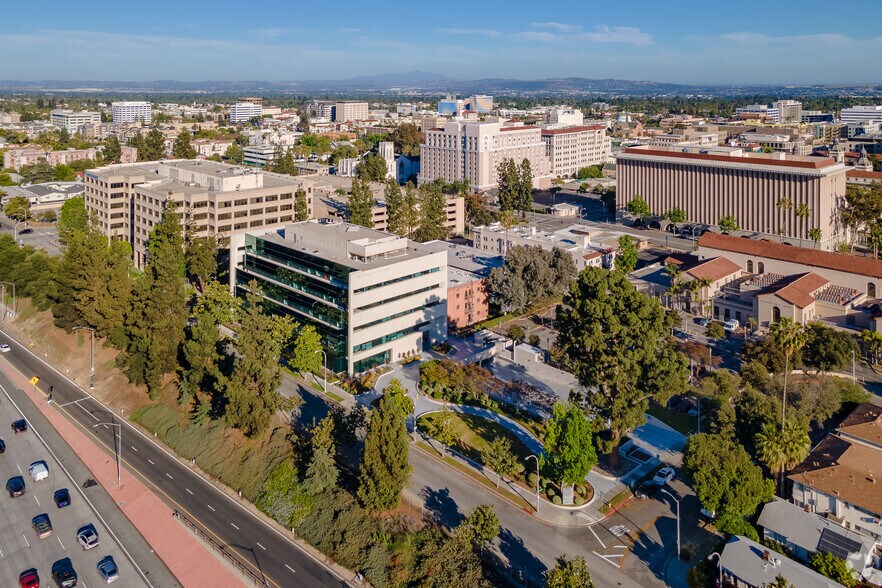 More Photos Of 299 N Euclid Ave, Pasadena Office For Lease