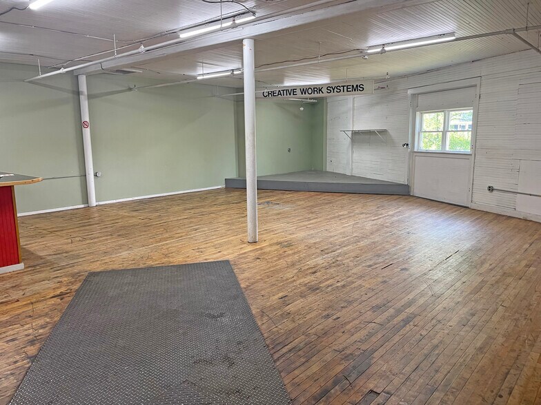 More Photos Of 29 Hampshire St, Auburn Office For Sale