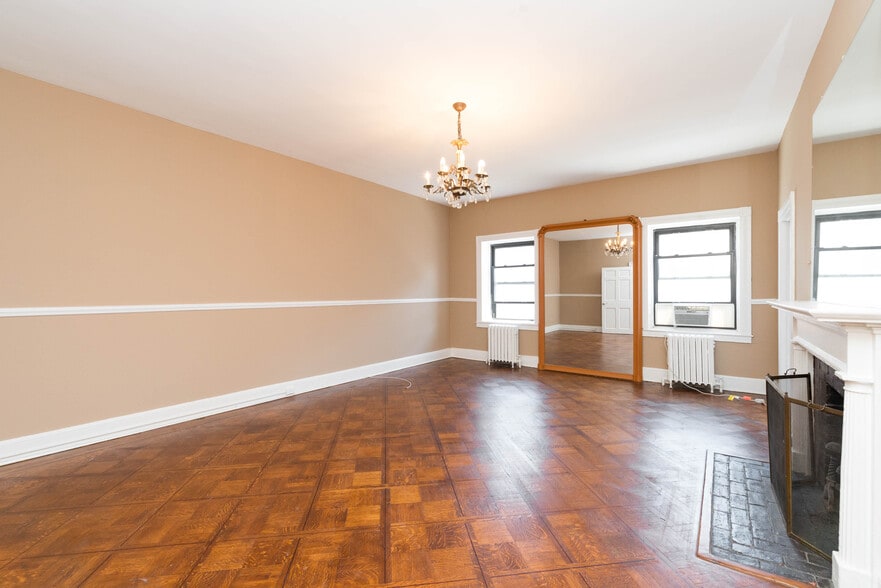 More Photos Of 18 W Franklin St, Baltimore Office Residential For Sale