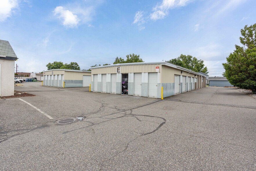 More Photos Of 5428 W Clearwater Ave, Kennewick Storefront Retail Office For Lease