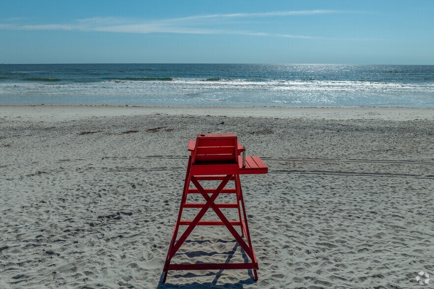 More Photos Of 1112 3rd St, Neptune Beach Medical For Lease