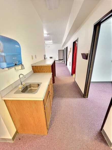 More Photos Of 1400 Lera, Weatherford Medical For Sale