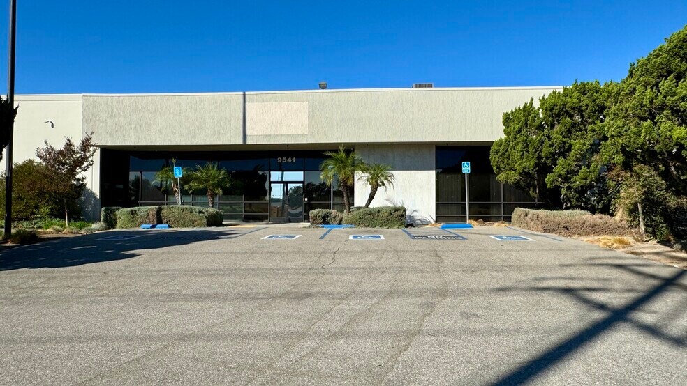 More Photos Of 9505-9541 Mason Ave, Chatsworth Manufacturing For Lease