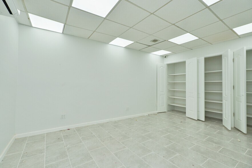 More Photos Of 2215 Hendrickson St, Brooklyn Medical For Sale