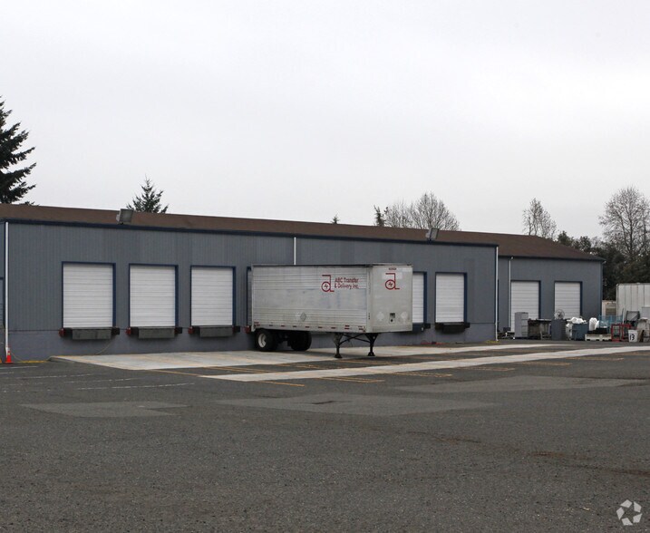 More Photos Of 12104 NE 95th St, Vancouver Distribution For Lease