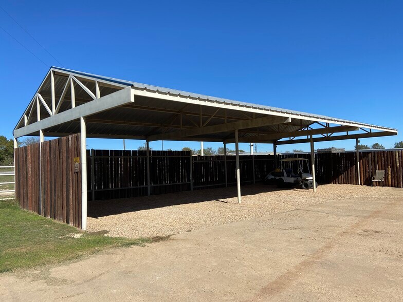 More Photos Of 5778 FM 933, Whitney Flex For Lease