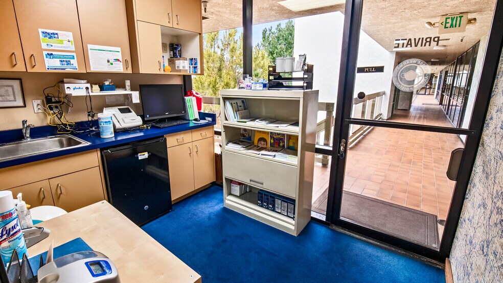 More Photos Of 2650 Elm Ave, Long Beach Medical For Lease