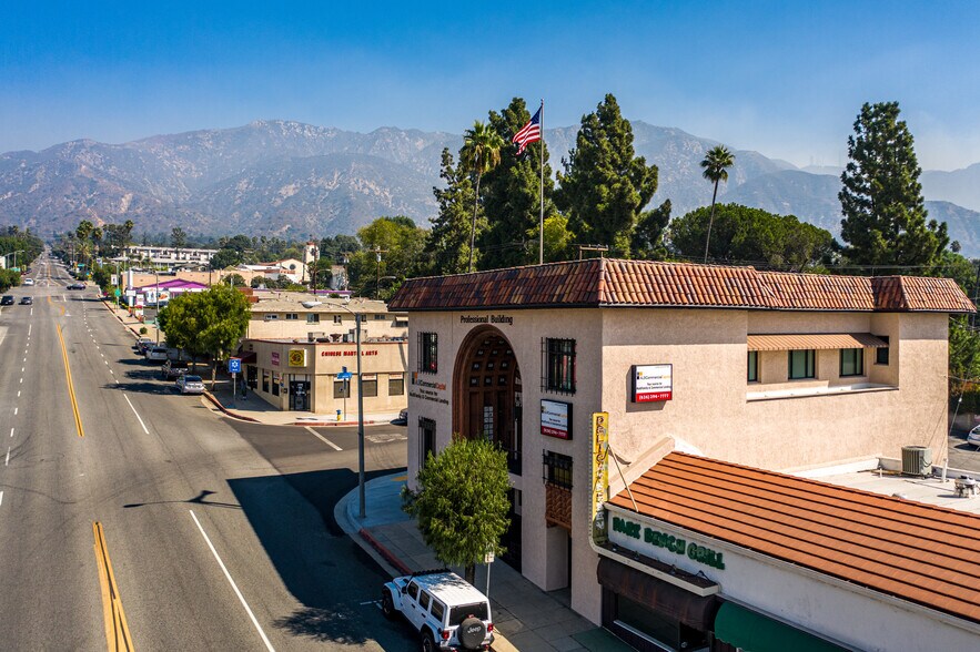 More Photos Of 2472-2476 Lake Ave, Altadena Office For Lease