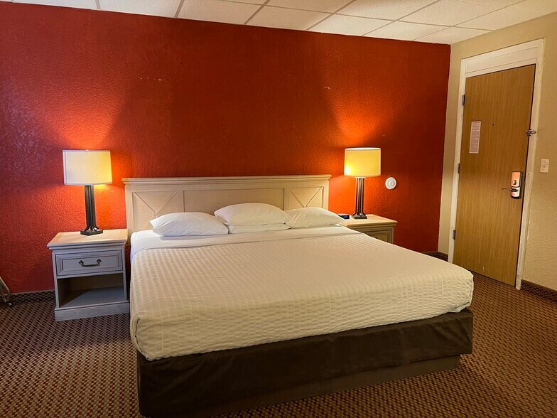 More Photos Of 1614 Antique City Dr, Walnut Hotel For Sale