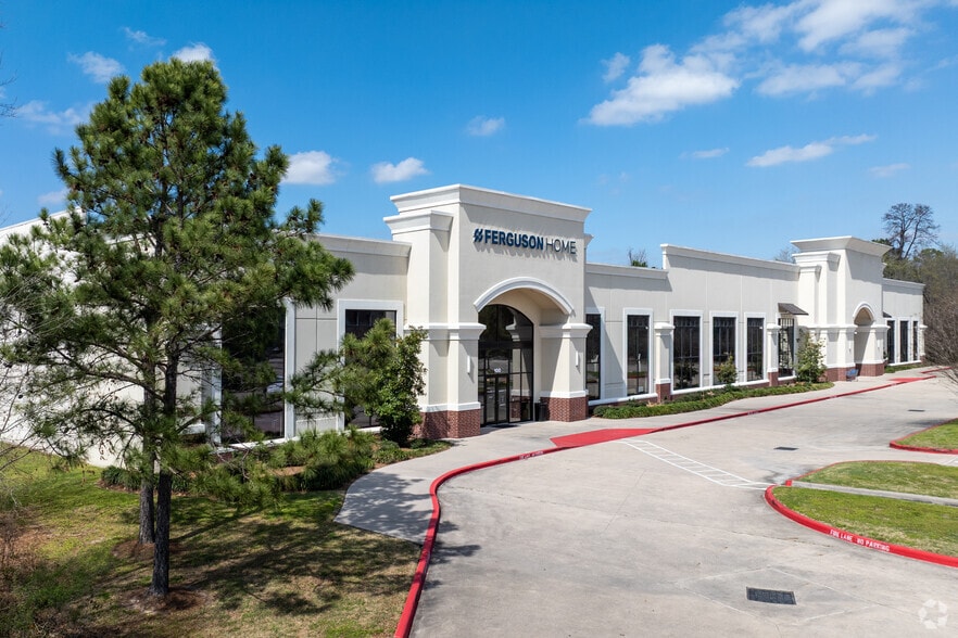 Primary Photo Of 16590 I-45 S, The Woodlands Freestanding For Lease