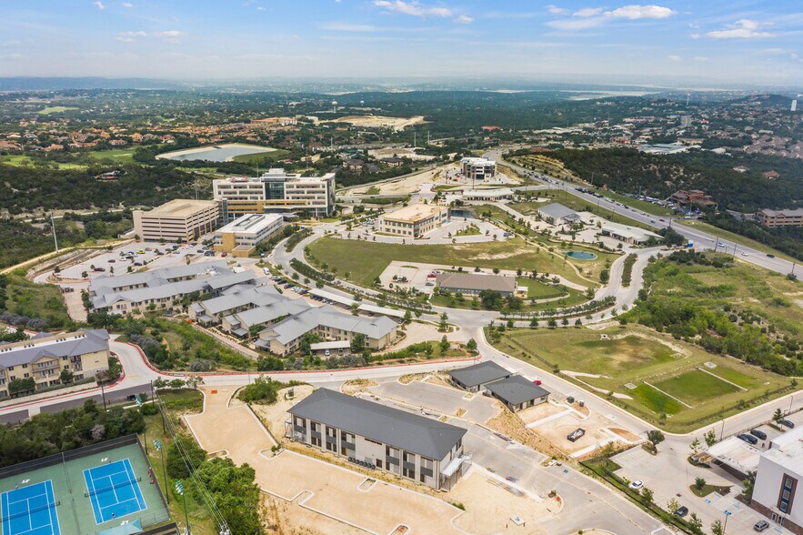 More Photos Of 312 Medical Parkway Pkwy, Lakeway Medical For Sale