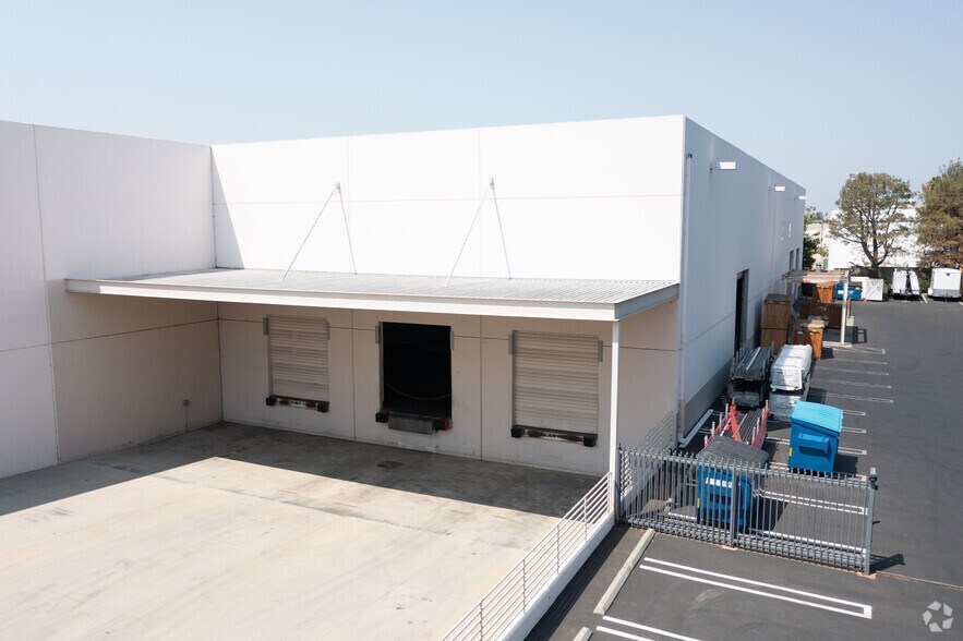 More Photos Of 675 Endeavor Cir, Brea Warehouse For Lease