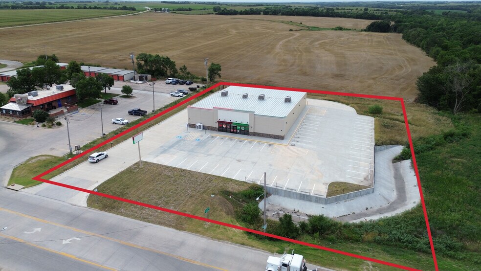More Photos Of 1218 28th St, Belleville Freestanding For Lease