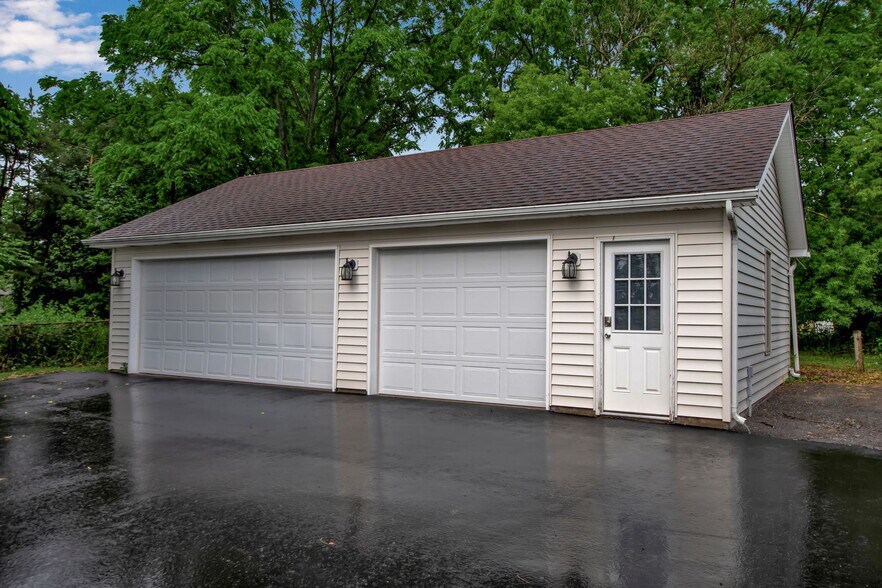 More Photos Of 3925 N Buffalo St, Orchard Park Storefront Retail Office For Sale