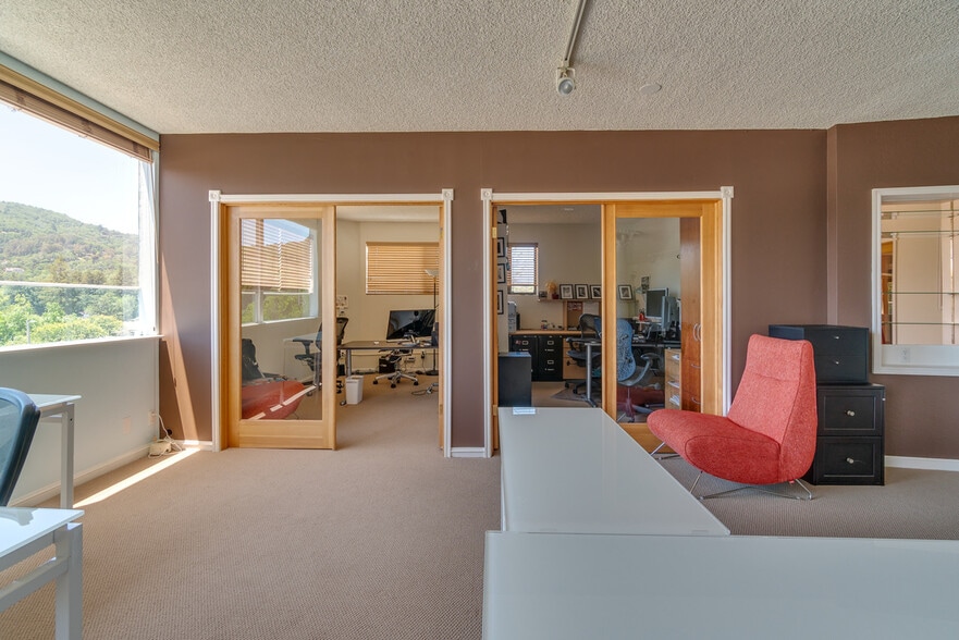 More Photos Of 110-112 Spaulding St, San Anselmo Storefront Retail Office For Lease