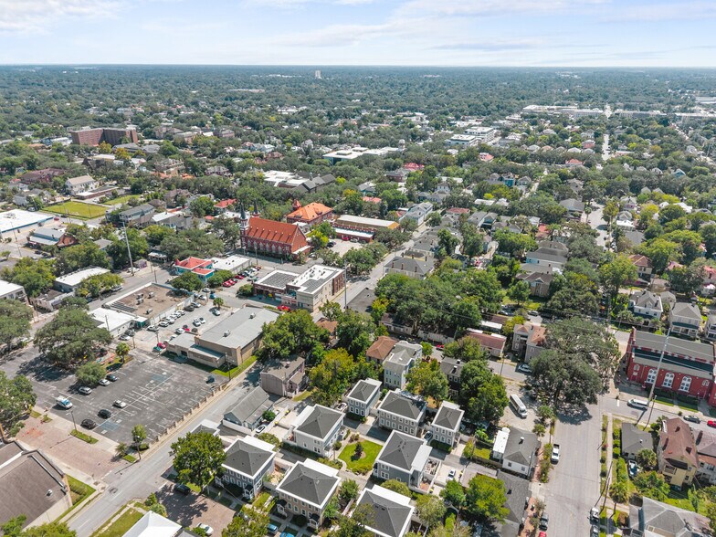 More Photos Of 1601-1605 Whitaker St, Savannah Freestanding For Sale