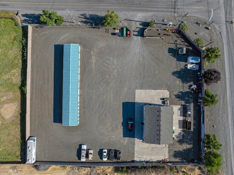 More Photos Of 21 Ball Rd, Eagle Point Warehouse For Sale