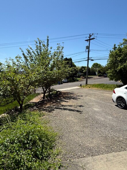 More Photos Of 1505 NW 10th Ave, Camas Multifamily For Sale