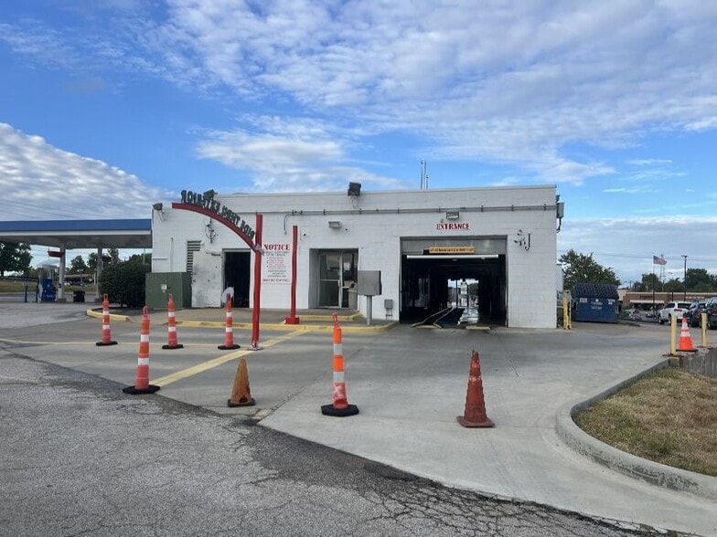 More Photos Of 1700 Ford Ln, Saint Charles Carwash For Sale