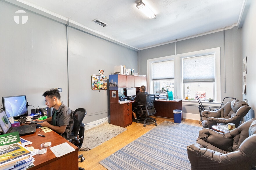 More Photos Of 110 N San Joaquin St, Stockton Office For Sale