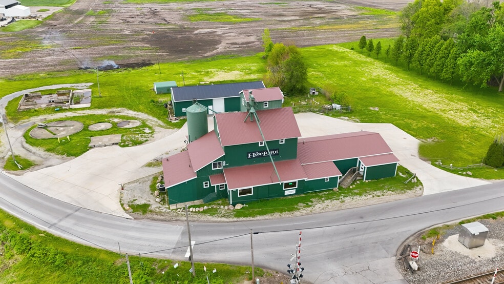 More Photos Of 100 S Old State Road 15, Leesburg Restaurant For Sale