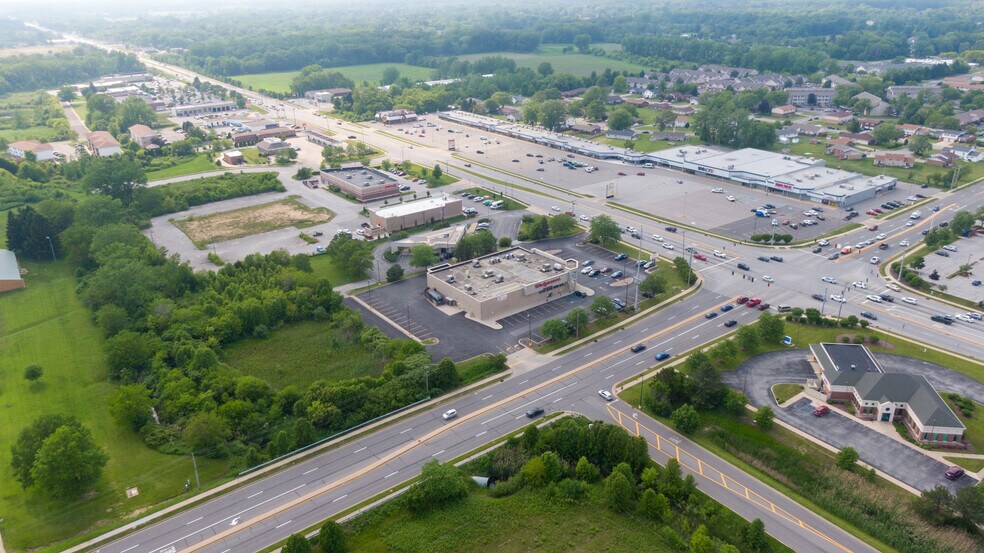 More Photos Of 5995 Us-6, Portage Drugstore For Lease
