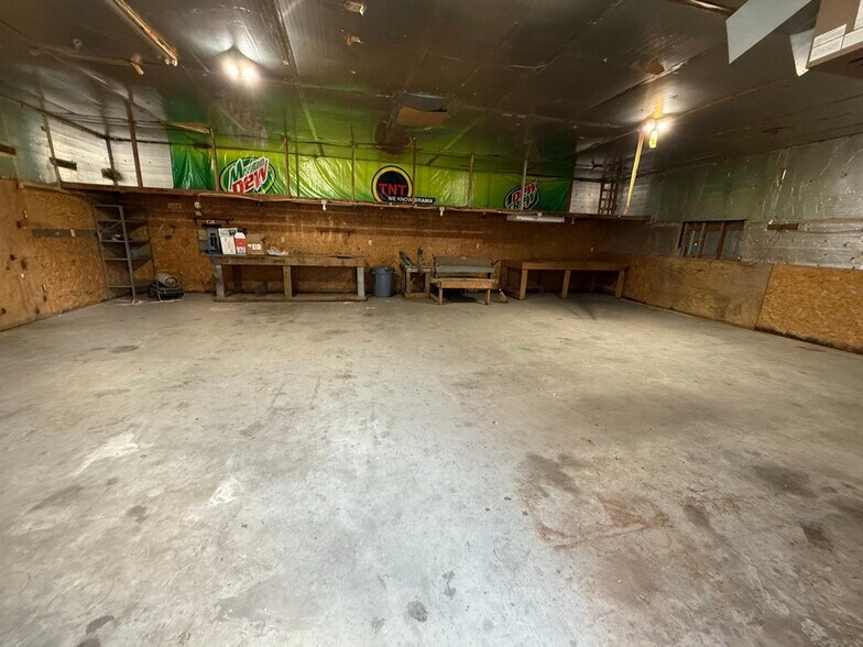 More Photos Of 2113 Wrightsville Ave, Wilmington Flex For Sale