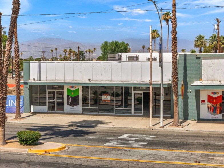 More Photos Of 45151 Oasis St, Indio Freestanding For Lease