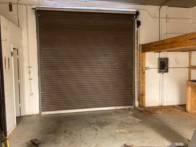 More Photos Of 960 Chalmer Dr, Marco Island Light Manufacturing For Sale