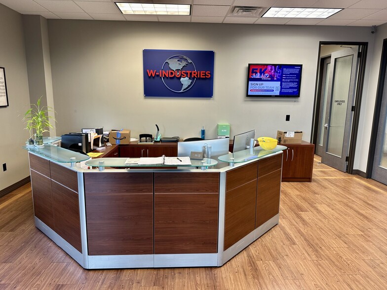 More Photos Of 1616 Gears Rd, Houston Manufacturing For Sale